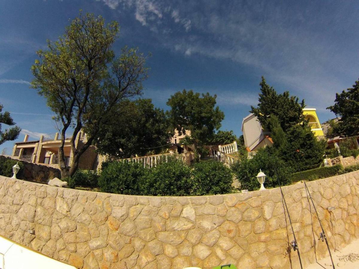 Holiday House Maretta - Apartment No 1 Луково-Шугарье Экстерьер фото