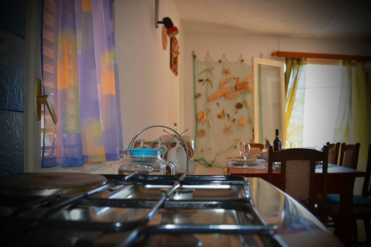 Holiday House Maretta - Apartment No 1 Луково-Шугарье Экстерьер фото